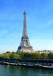 P1000310 ET from the metro crossing sienne.jpg